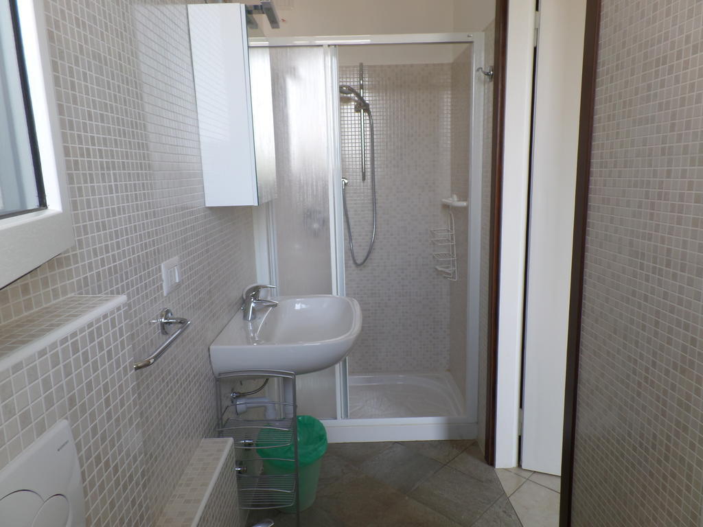 B&B Partenza Funivia Lecco Habitación foto