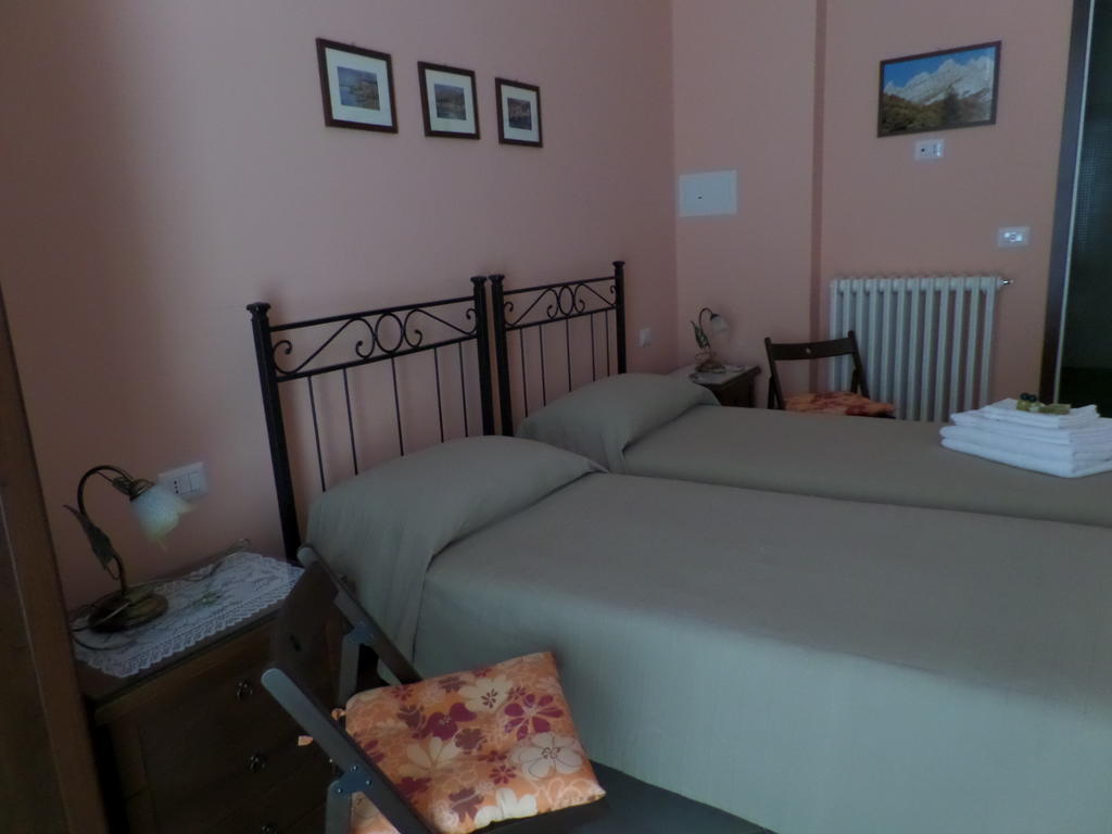 B&B Partenza Funivia Lecco Habitación foto
